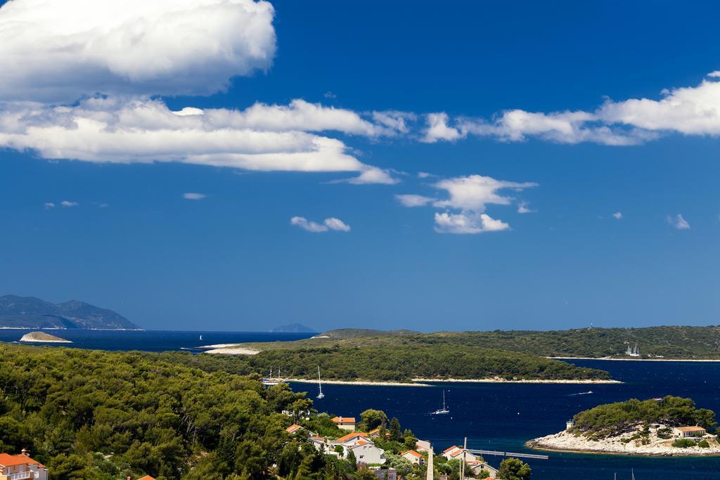 Vucic Apartments Hvar Town Esterno foto