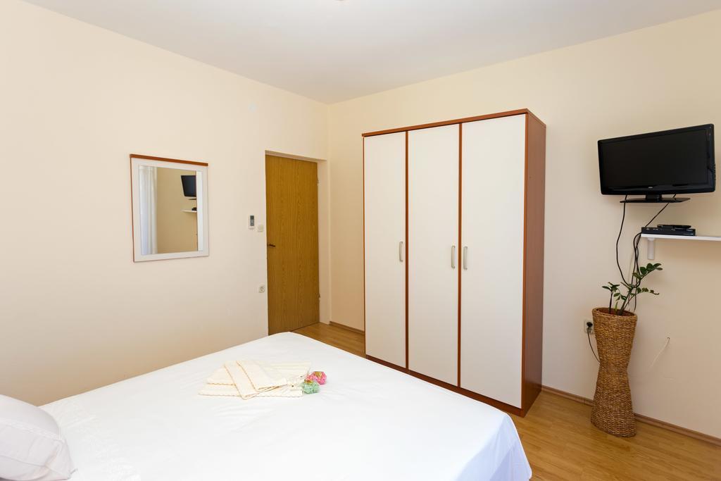 Vucic Apartments Hvar Town Esterno foto