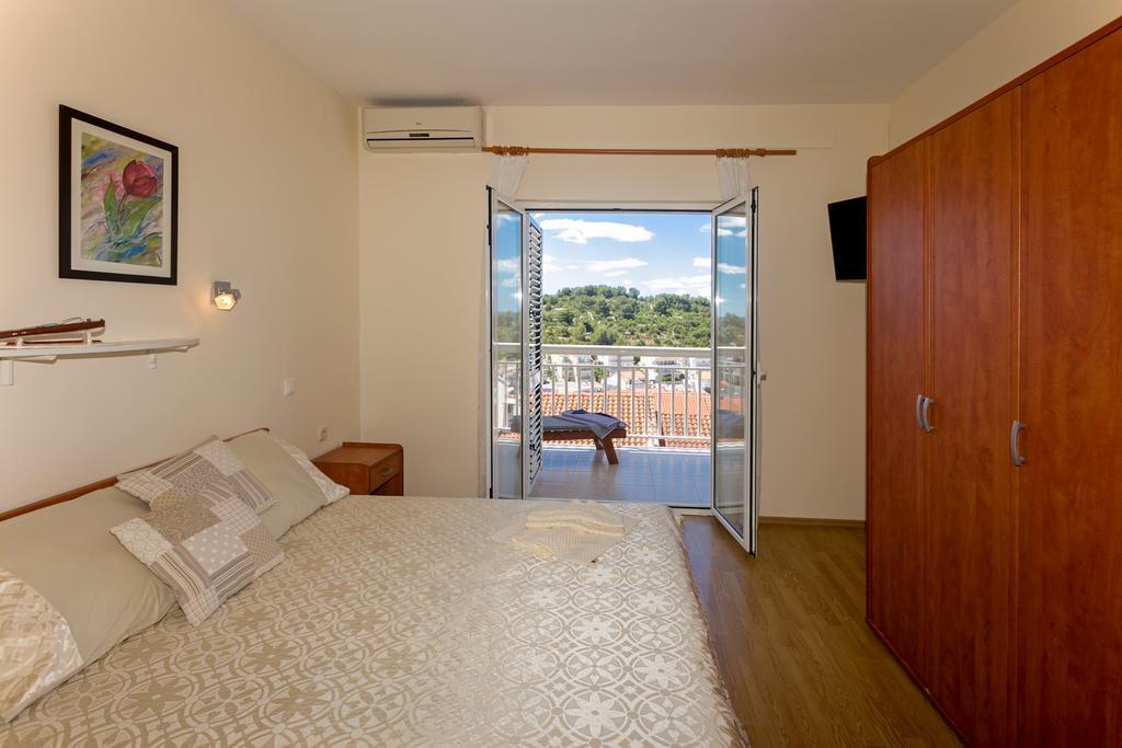 Vucic Apartments Hvar Town Esterno foto